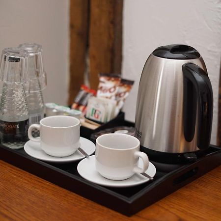 The Dudley Arms Hotel Llandrillo Ngoại thất bức ảnh