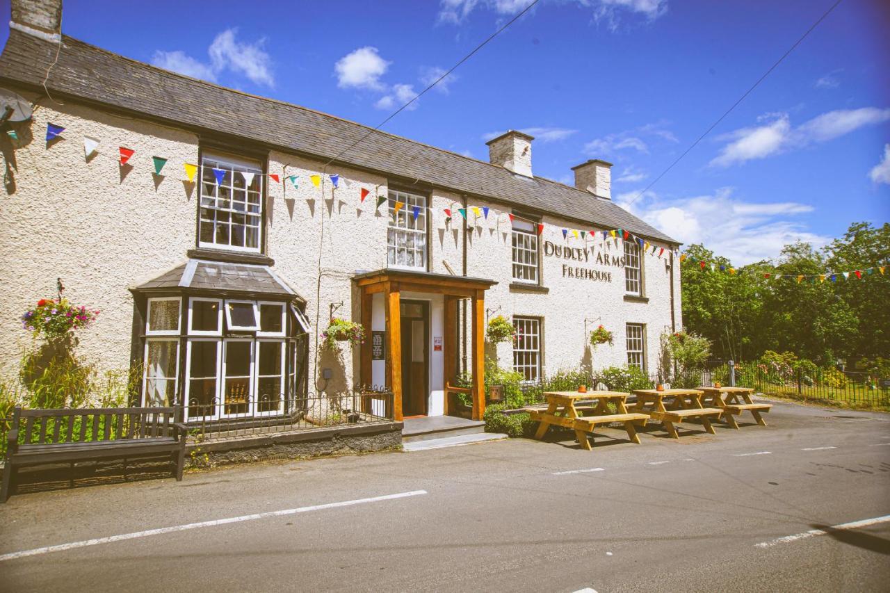 The Dudley Arms Hotel Llandrillo Ngoại thất bức ảnh